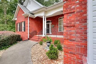 1821 Wesleyan Ln, Loganville, GA 30052 - Photo 7