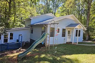 290 Emerald Dr, Clarkesville, GA 30523 - Photo 9