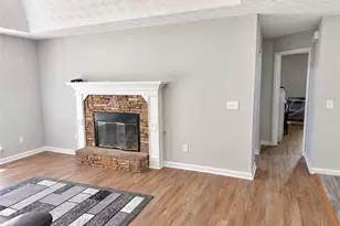 440 E Country Woods Dr, Covington, GA 30016 - Photo 9
