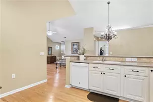 1402 Sweet Apple Cir, Alpharetta, GA 30004 - Photo 13