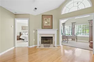 1402 Sweet Apple Cir, Alpharetta, GA 30004 - Photo 3