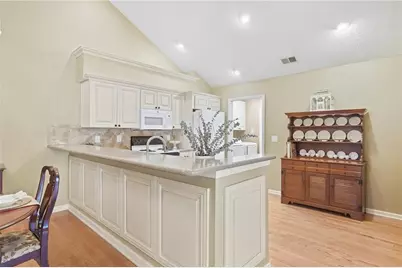 1402 Sweet Apple Circle, Alpharetta, GA 30004 - Photo 9