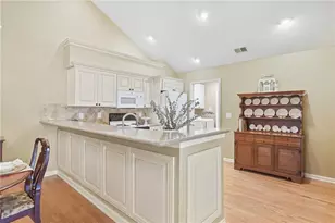 1402 Sweet Apple Cir, Alpharetta, GA 30004 - Photo 9