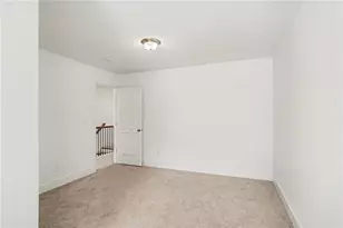 1962 Dillon Dr, Lithonia, GA 30058 - Photo 17
