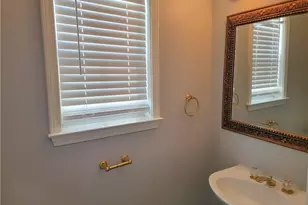5855 Rives Dr, Alpharetta, GA 30004 - Photo 9