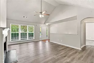 5741 Village Loop, Fairburn, GA 30213 - Photo 9