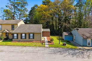 129 Sandalwood Cir, Lawrenceville, GA 30046 - Photo 19