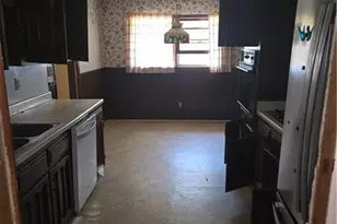 4431 Janice Dr, College Park, GA 30337 - Photo 11
