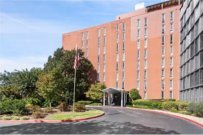 3060 Pharr Court North NW #114, Atlanta, GA 30305 - Photo 1