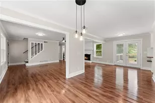 2979 Overwood Ln, Snellville, GA 30078 - Photo 13
