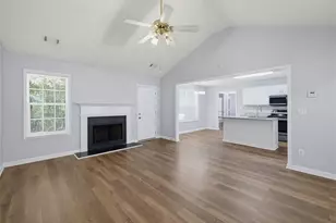 2625 Hidden Creek Dr, Loganville, GA 30052 - Photo 7