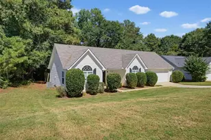 2625 Hidden Creek Dr, Loganville, GA 30052 - Photo 3