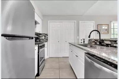 422 Plainville Drive SW, Atlanta, GA 30331 - Photo 7