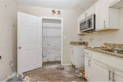 2004 Meadow Lane, Decatur, GA 30032 - Photo 9