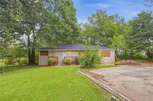 2004 Meadow Ln, Decatur, GA 30032 - Photo 1