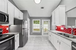 504 Mockingbird Ln, Loganville, GA 30052 - Photo 13