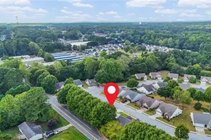504 Mockingbird Ln, Loganville, GA 30052 - Photo 33