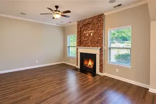 7495 Springbox Dr, Fairburn, GA 30213 - Photo 5