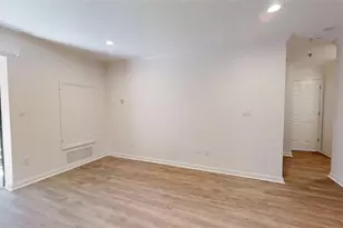 300 Johnson Ferry Road NE, Sandy Springs, GA 30328 - Photo 15