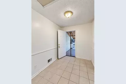441 Hunters Cove Court, Lawrenceville, GA 30044 - Photo 11
