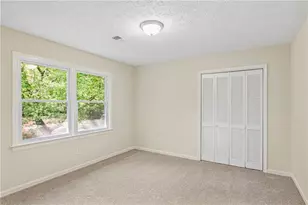 2215 Angela Dr SW, Lilburn, GA 30047 - Photo 27