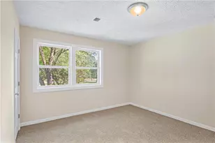 2215 Angela Dr SW, Lilburn, GA 30047 - Photo 23
