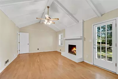 4755 Andalusia Trail, Atlanta, GA 30360 - Photo 15