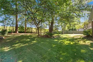 4755 Andalusia Trail, Atlanta, GA 30360 - Photo 33