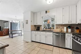 4758 Shallow Ridge Rd NE, Kennesaw, GA 30144 - Photo 3
