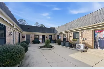 213 Arrowhead Boulevard, Jonesboro, GA 30236 - Photo 5