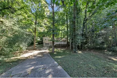1887 Merry Oak Court SW, Marietta, GA 30008 - Photo 5