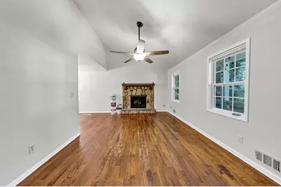 1887 Merry Oak Court SW, Marietta, GA 30008 - Photo 11