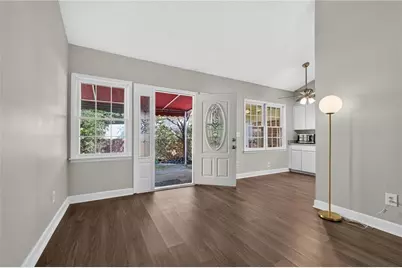 6381 E Deerhollow Way, Peachtree Corners, GA 30092 - Photo 11