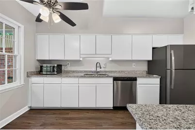 6381 E Deerhollow Way, Peachtree Corners, GA 30092 - Photo 9