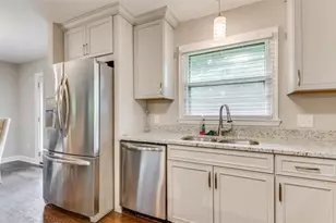 3305 Flowers Dr, College Park, GA 30337 - Photo 11