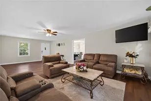 3760 Sunny Hill Dr, Loganville, GA 30052 - Photo 11