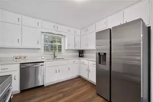 3760 Sunny Hill Dr, Loganville, GA 30052 - Photo 9