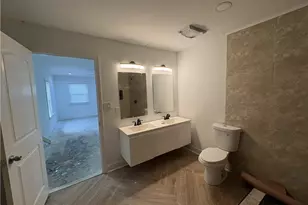 1658 M L King Jr Dr SW, Atlanta, GA 30314 - Photo 3