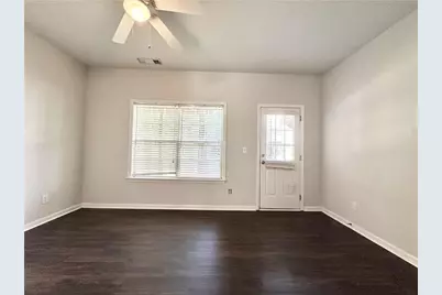 7820 Kiverton Place, Sandy Springs, GA 30350 - Photo 3