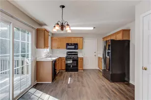 725 Riverside Walk Crossing, Sugar Hill, GA 30518 - Photo 17