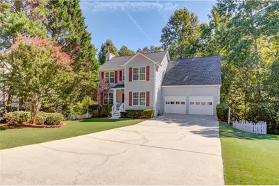 725 Riverside Walk Crossing, Sugar Hill, GA 30518 - Photo 3