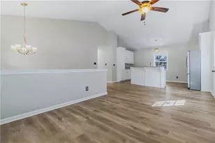 3235 Southshore Ct, Cumming, GA 30041 - Photo 9
