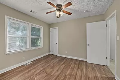 2312 Polar Rock Avenue SW, Atlanta, GA 30315 - Photo 5