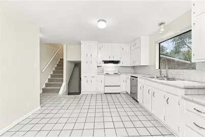 2576 Glenrock Drive, Decatur, GA 30032 - Photo 3