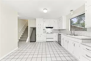 2576 Glenrock Dr, Decatur, GA 30032 - Photo 3