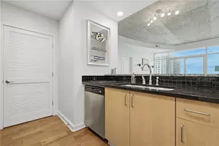 250 Pharr Rd NE, Atlanta, GA 30305 - Photo 11