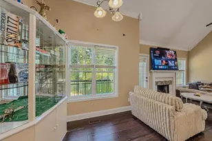 6910 Autumn Hills Dr, Cumming, GA 30028 - Photo 11