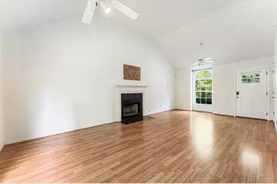 3427 Parkview Place, Hapeville, GA 30354 - Photo 5