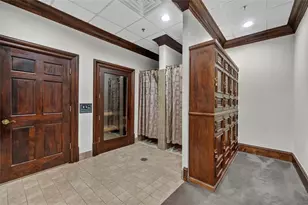 3334 Peachtree Rd NE, Atlanta, GA 30326 - Photo 35