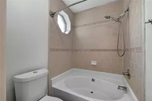 3334 Peachtree Rd NE, Atlanta, GA 30326 - Photo 27